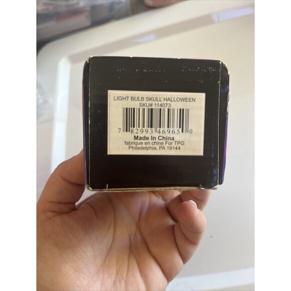 VTG Skull 90’s Purple Black Light Bulb Goth Gothic Scary Blacklite Halloween 3D - Picture 14 of 14